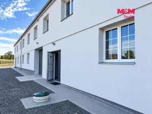 Pronájem výrobních prostor, Radošovice, 158 m2