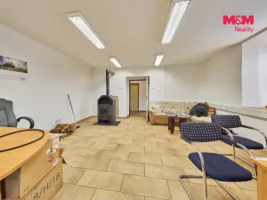 Pronájem výrobních prostor, Dubenec, 453 m2