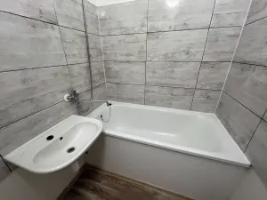 Pronájem bytu 2+1, Třinec, Dukelská, 50 m2