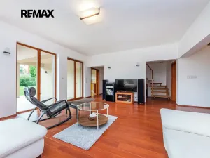 Prodej rodinného domu, Praha - Řeporyje, Havlůjové, 300 m2