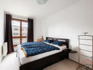 Prodej bytu 2+kk, Praha - Zbraslav, Neumannova, 42 m2