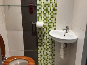 Prodej bytu 2+1, Karlovy Vary, Kpt. Nálepky, 65 m2