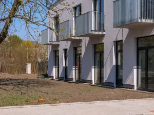 Prodej bytu 1+kk, Milovice, Topolová, 25 m2