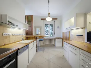 Prodej rodinného domu, Praha - Lhotka, V zahradní čtvrti, 176 m2