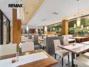 Prodej obchodního prostoru, Plzeň, Částkova, 388 m2