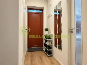 Prodej bytu 2+1, Vsetín, Sušilova, 38 m2