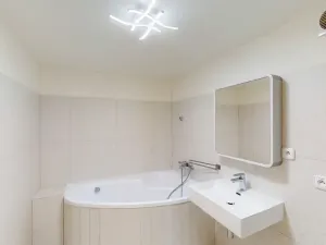 Pronájem bytu 3+kk, Praha - Smíchov, Zborovská, 66 m2