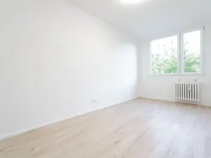 Prodej bytu 3+1, Praha - Záběhlice, Holčovická, 70 m2