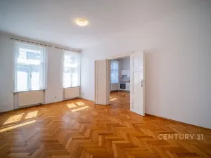 Prodej kanceláře, České Budějovice - České Budějovice 3, Pražská tř., 200 m2