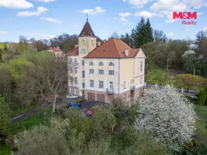 Prodej atypického bytu, Orlová - Město, Fr. Palackého, 140 m2
