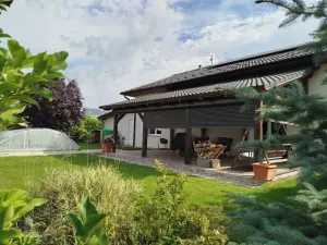 Prodej rodinného domu, Krhanice, 211 m2