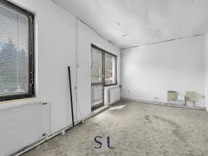 Prodej obchodního prostoru, Nový Bor, Česká, 325 m2