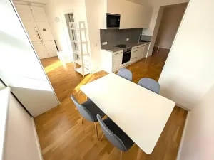 Pronájem bytu 2+kk, Praha - Vršovice, Bulharská, 52 m2
