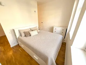 Pronájem bytu 2+kk, Praha - Vršovice, Bulharská, 52 m2