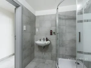 Pronájem bytu 1+kk, Praha - Hostivař, 32 m2
