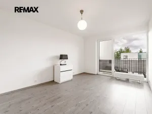 Pronájem bytu 2+kk, Kladno, Benediktínská, 50 m2