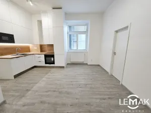 Pronájem bytu 2+kk, Olomouc, Dobrovského, 66 m2