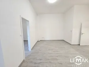 Pronájem bytu 2+kk, Olomouc, Dobrovského, 66 m2