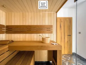 Prodej bytu 4+kk, Karlovy Vary, Šumavská, 171 m2
