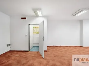 Pronájem obchodního prostoru, Brno, Kosmova, 58 m2