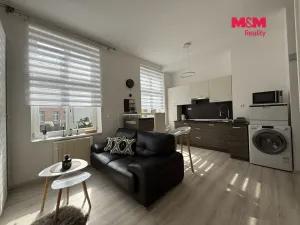 Pronájem bytu 1+kk, Jablonec nad Nisou, Máchova, 38 m2