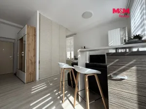 Pronájem bytu 1+kk, Jablonec nad Nisou, Máchova, 38 m2