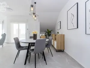 Prodej rodinného domu, San Miguel de Salinas, Alicante, Španělsko, 92 m2