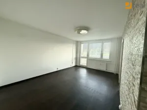 Pronájem bytu 3+1, Praha - Petrovice, Rezlerova, 73 m2
