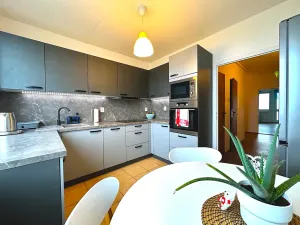 Prodej bytu 4+1, Praha - Černý Most, 84 m2