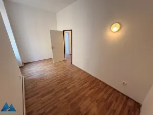 Pronájem bytu 3+1, Hostinné, 75 m2
