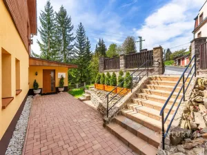 Prodej ubytování, Jáchymov, Fibichova, 578 m2