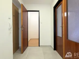 Pronájem bytu 3+1, Praha - Dejvice, Krohova, 76 m2