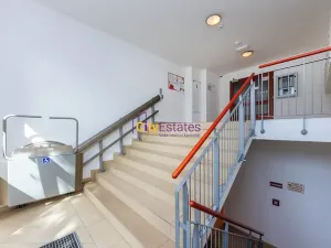 Prodej bytu 2+kk, Praha - Zličín, Sazovická, 61 m2
