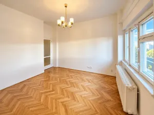 Pronájem bytu 2+kk, Praha - Nusle, Sevřená, 50 m2