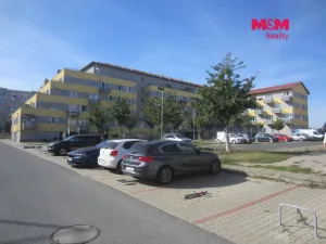 Pronájem bytu 1+1, Kladno, Jaroslava Holečka, 29 m2