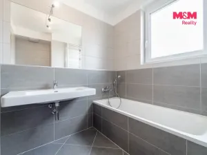 Prodej bytu 4+kk, Praha - Dolní Měcholupy, Honzíkova, 97 m2