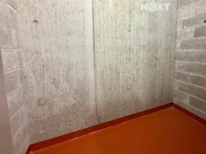 Pronájem garáže, Zlín, Nad Stráněmi, 18 m2