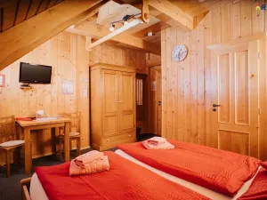 Prodej restaurace, Deštné v Orlických horách, 751 m2