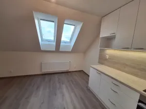 Pronájem bytu 3+kk, Kolín, Vrchlického, 64 m2