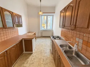 Prodej bytu 3+1, Olomouc, Komenského, 110 m2