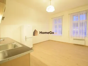 Pronájem bytu 2+kk, Praha - Vršovice, Sevastopolská, 45 m2