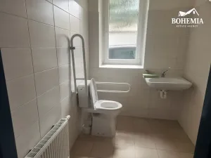 Pronájem obchodního prostoru, Teplice, 28. října, 80 m2
