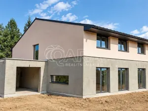 Prodej rodinného domu, Kamenice, Benešovská, 159 m2