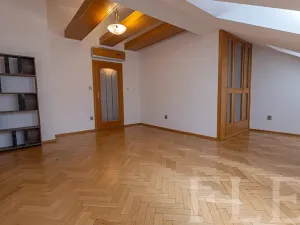 Pronájem bytu 3+1, Praha - Smíchov, Tomáškova, 117 m2