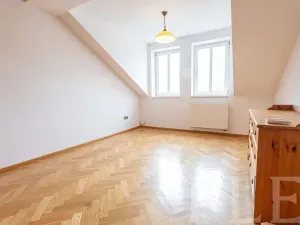 Pronájem bytu 3+1, Praha - Smíchov, Tomáškova, 117 m2