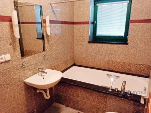 Pronájem bytu 1+kk, Praha - Podolí, Pravá, 35 m2