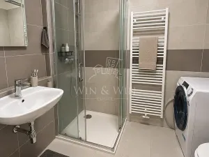 Prodej bytu 2+kk, Jince, Zborovská, 56 m2