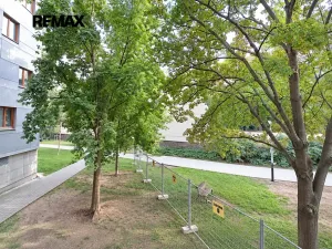 Prodej bytu 1+kk, Praha - Strašnice, Názovská, 35 m2