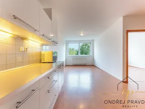 Prodej bytu 2+kk, Praha - Prosek, Mimoňská, 60 m2