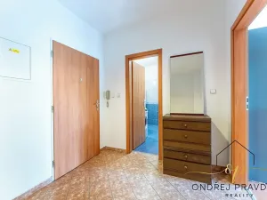Prodej bytu 2+kk, Praha - Prosek, Mimoňská, 60 m2